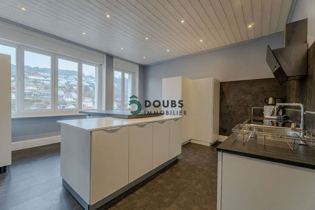 Appartement à VILLERS-LE-LAC