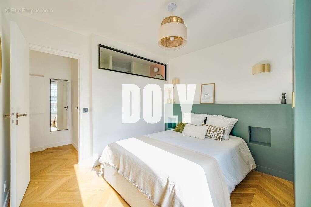 Appartement à PARIS-10E