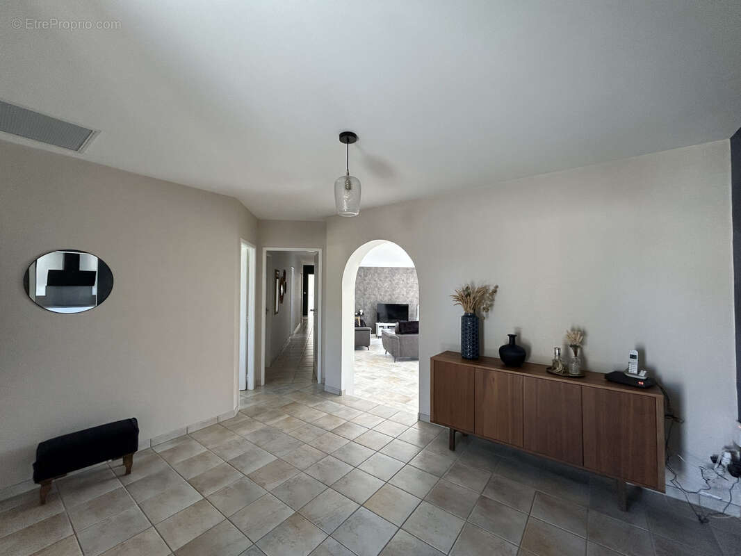 Maison à VILLEMOUSTAUSSOU