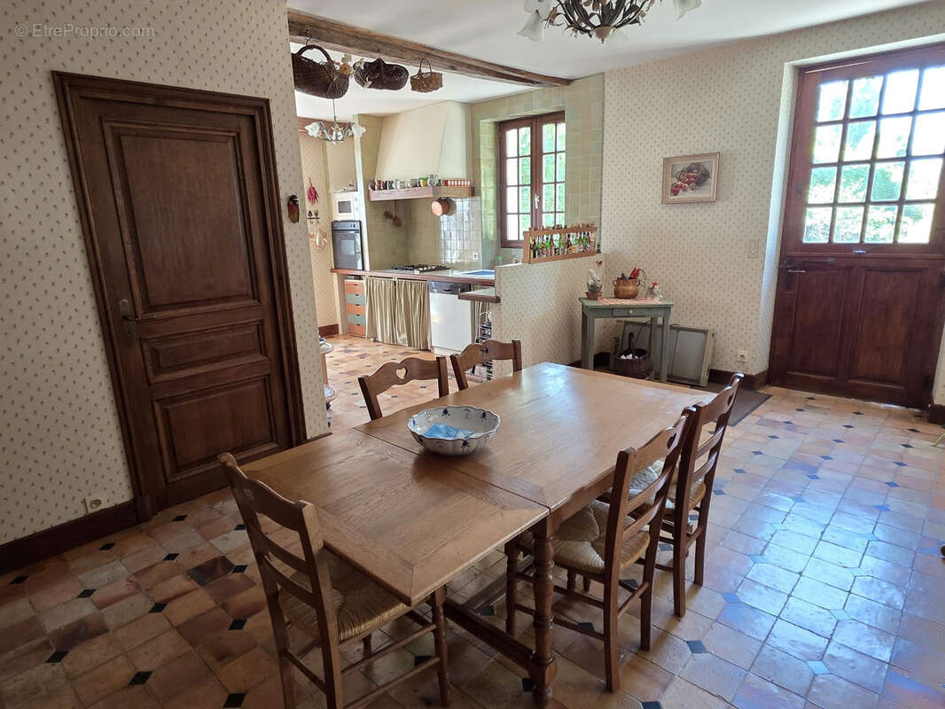 Maison à FONTAINEBLEAU