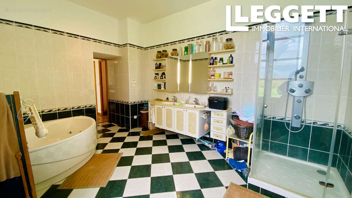 Maison à VERN-D'ANJOU