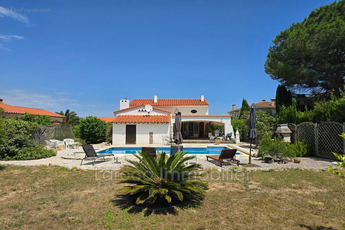 Maison à LAROQUE-DES-ALBERES