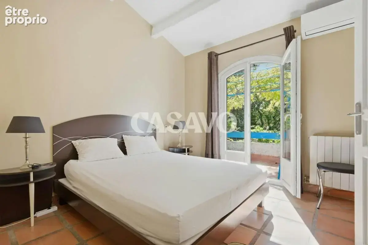 Vente Maison 5 pièces de 203m² - 13760 Saint-Cannat - photo 12