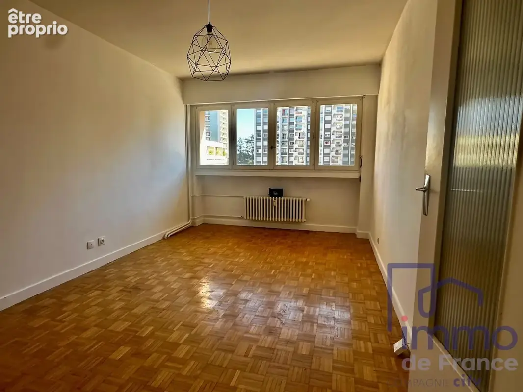 Appartement 2 pièces 44 m² à vendre à Saint-Etienne (42000) - photo 1