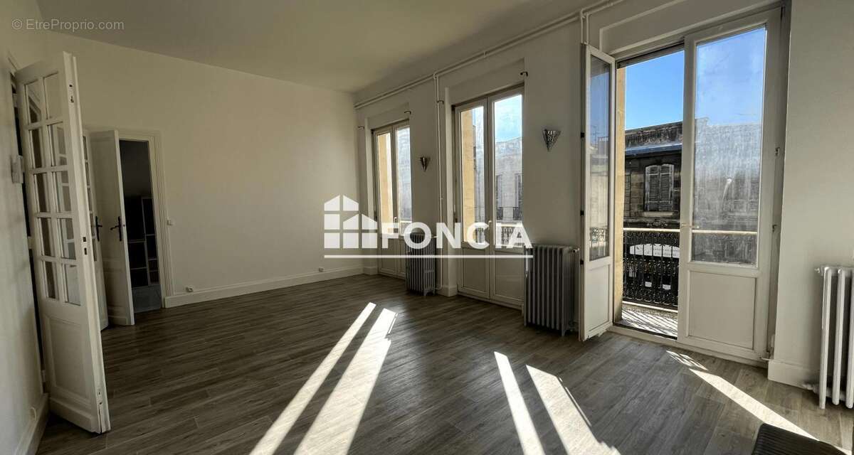 Appartement à BORDEAUX