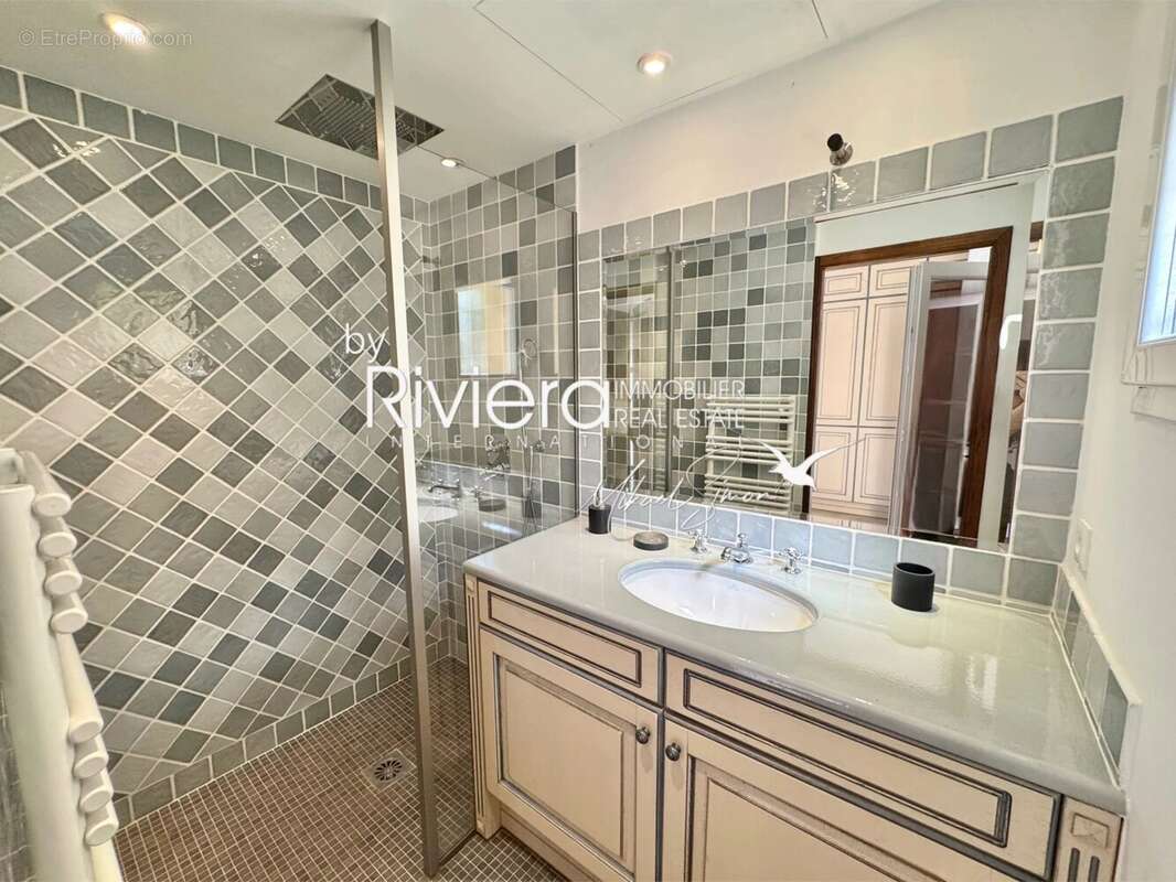 Gigaro - villa avec piscine - photo 22
