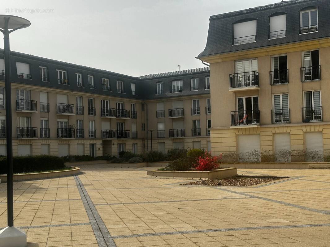 Appartement à FONTAINEBLEAU