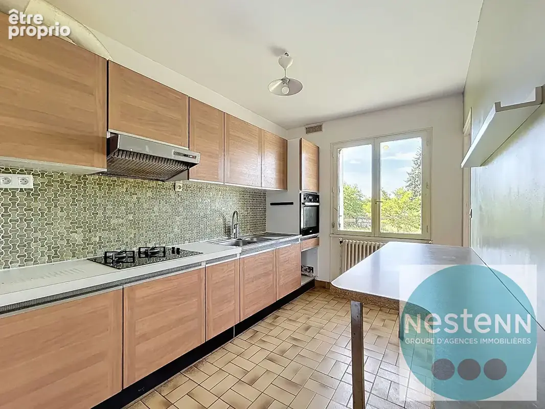 Maison familiale 7 pièces à vendre à Olivet - Grand terrain avec piscine - photo 3
