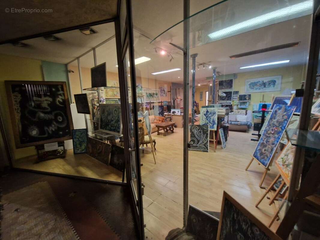 Commerce à CARCASSONNE