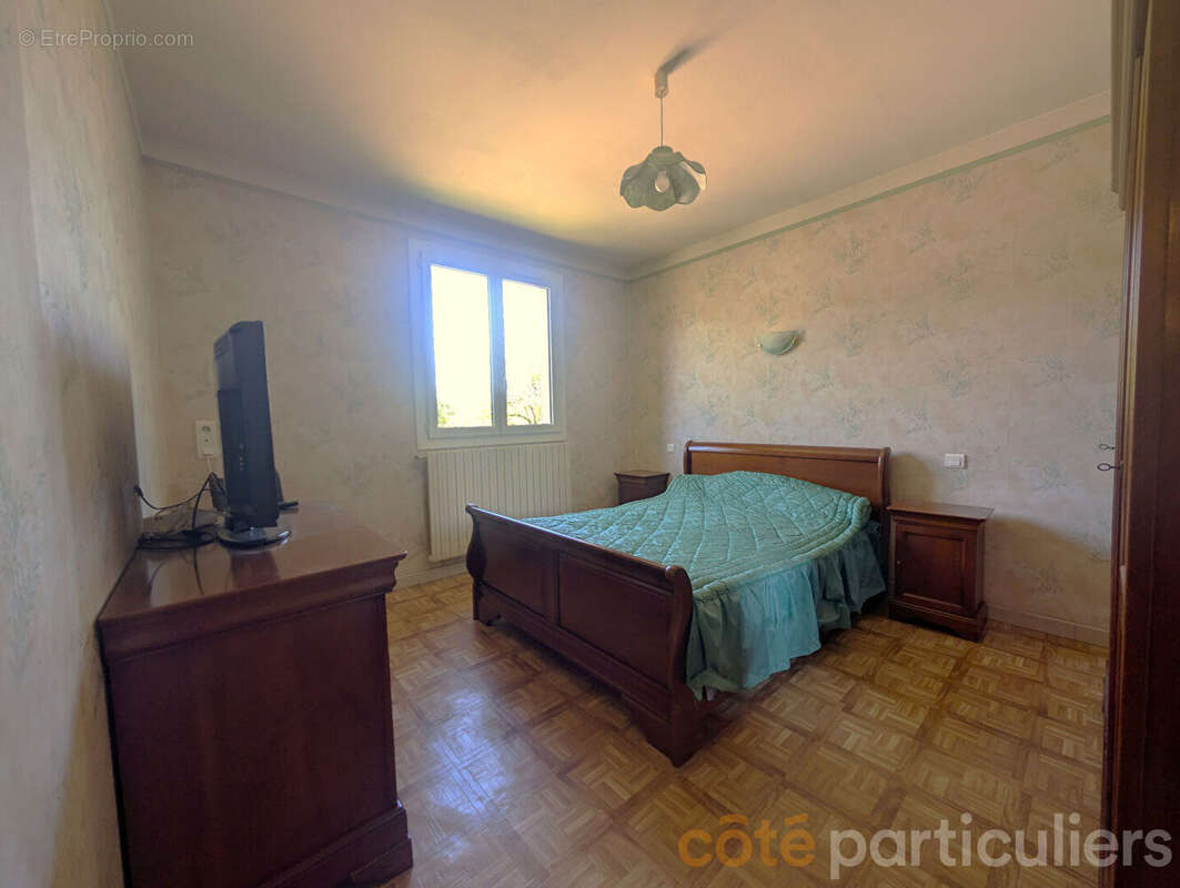 Maison La Loubiere 5 pièce(s) 104 m2 - photo 6