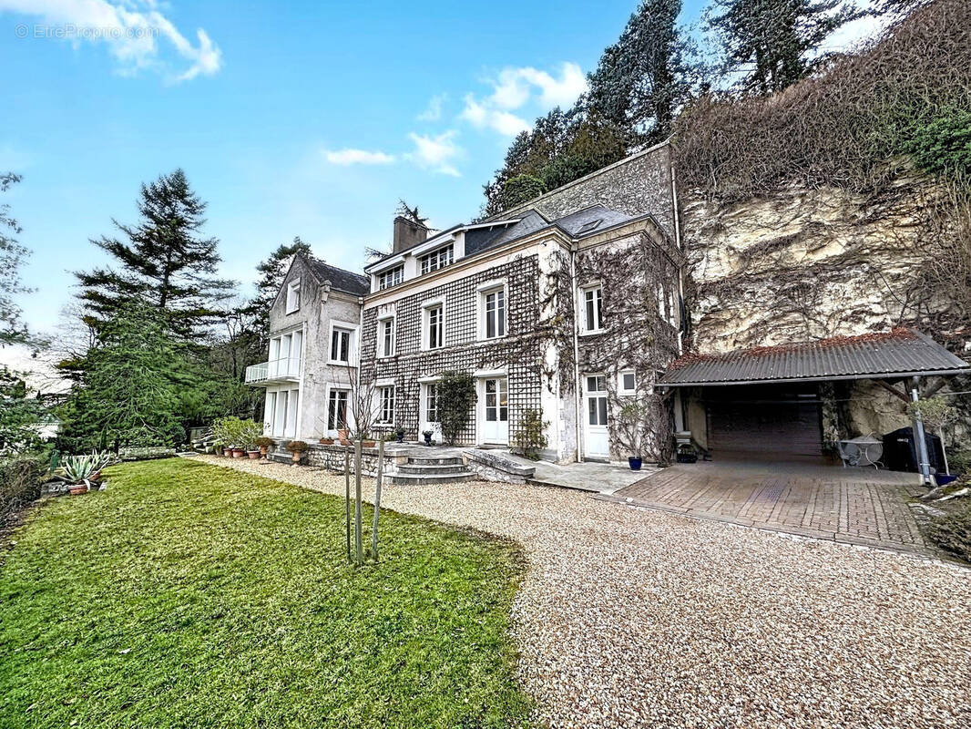Maison à CHINON