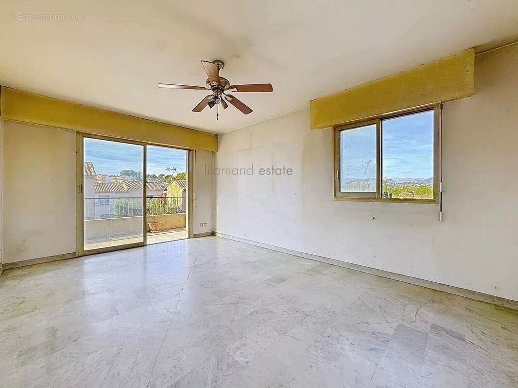 Appartement à LE CANNET