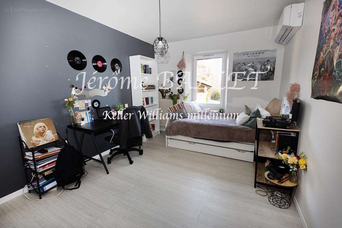 Maison à POULAN-POUZOLS