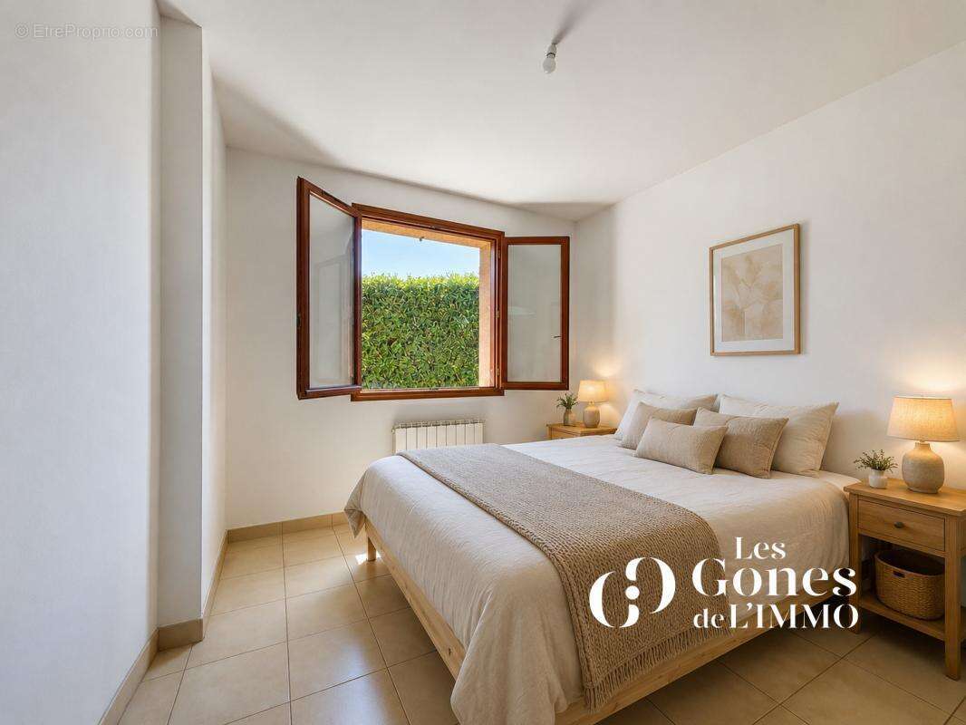 Genas  Maison familiale de 155 m2 avec 4 chambres, jardin de - photo 9