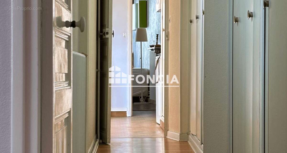 Appartement à FONTAINEBLEAU