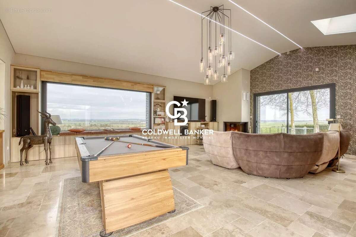 Maison à BLANGY-TRONVILLE