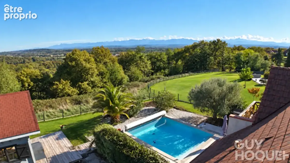 Maison avec vue Pyrénées, piscine, et chalet indépendant ! - photo 2