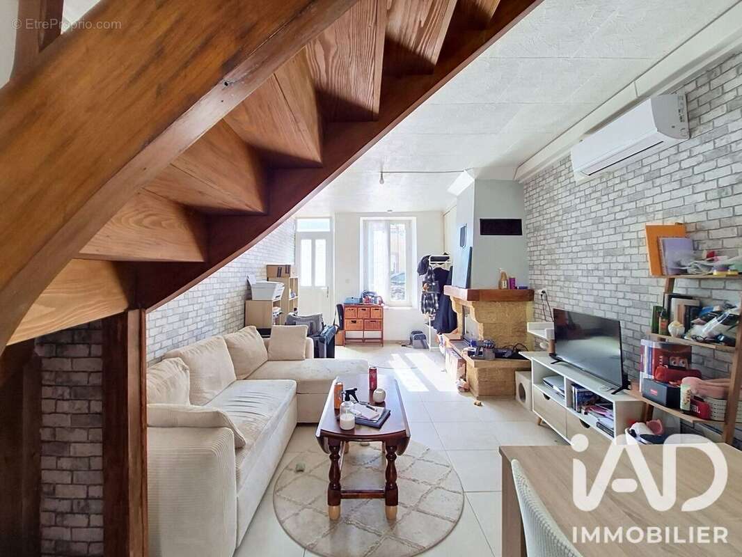Maison 100 m² à Chatillon-Coligny  - photo 4