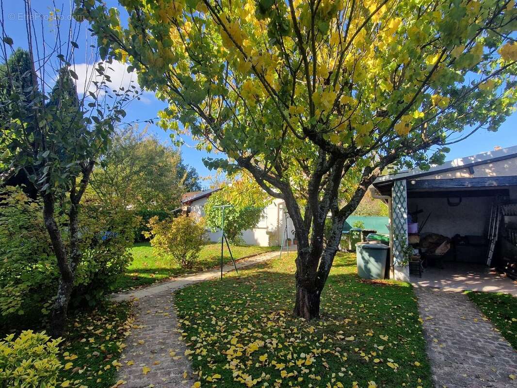 Maison à MAGNY-LES-HAMEAUX