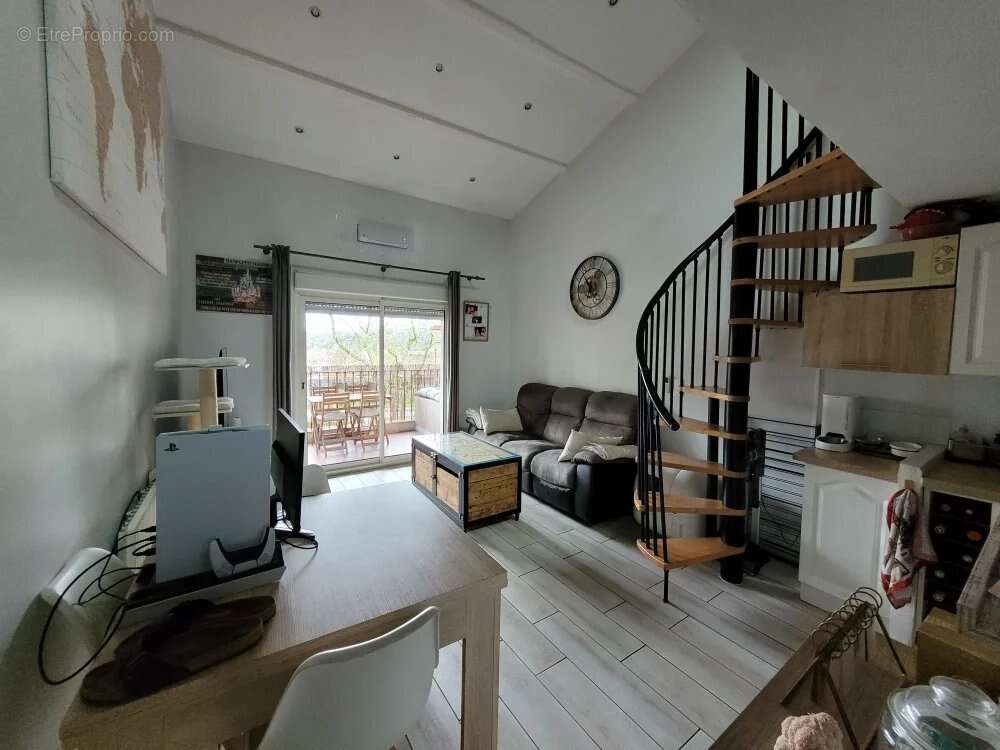 Appartement à PEYMEINADE