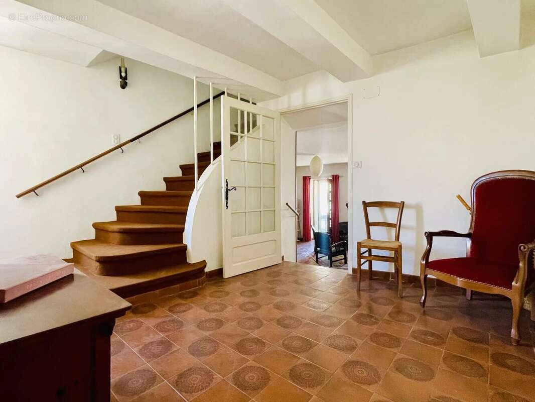 Maison à MALAUCENE