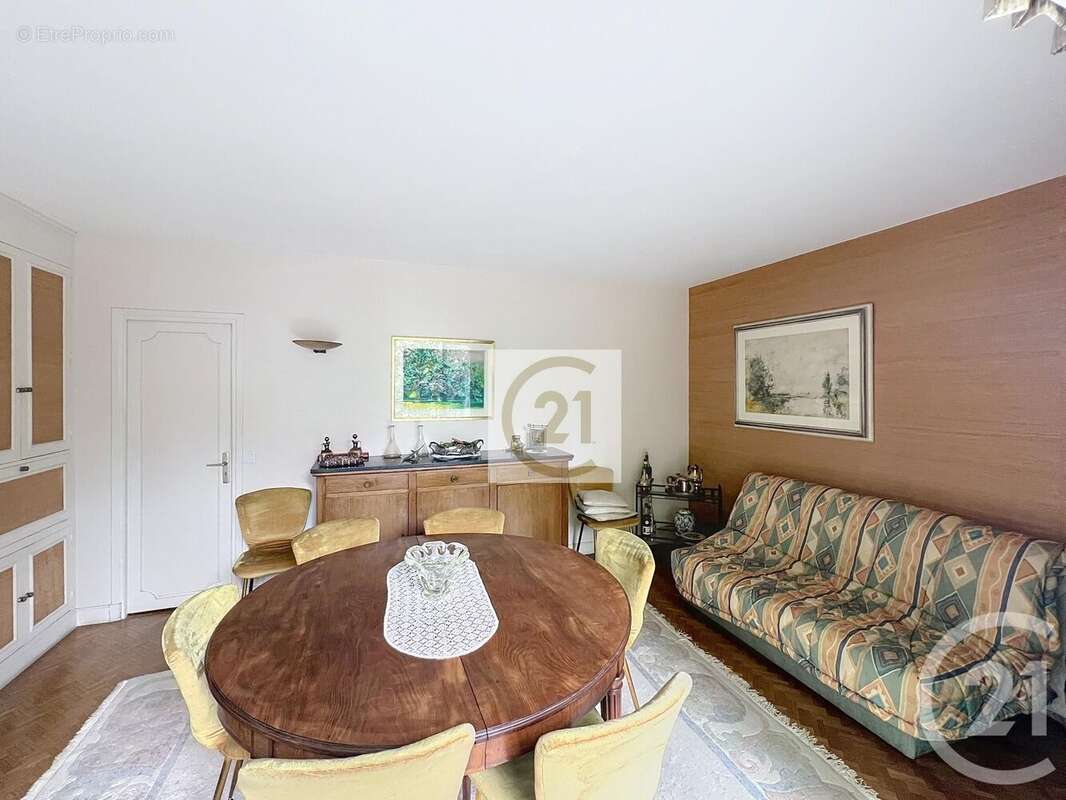 Appartement à SAINT-CLOUD