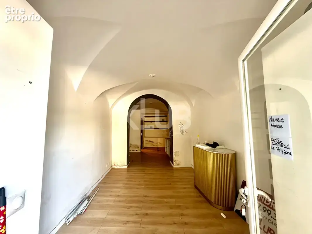 Local commercial Bastia centre - photo 6