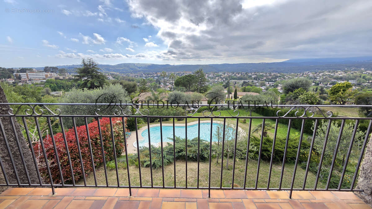 French riviera- cagnes sur mer superbe maison  au calme total avec piscine et vue mer exceptionnelle - 5 chamb - photo 4