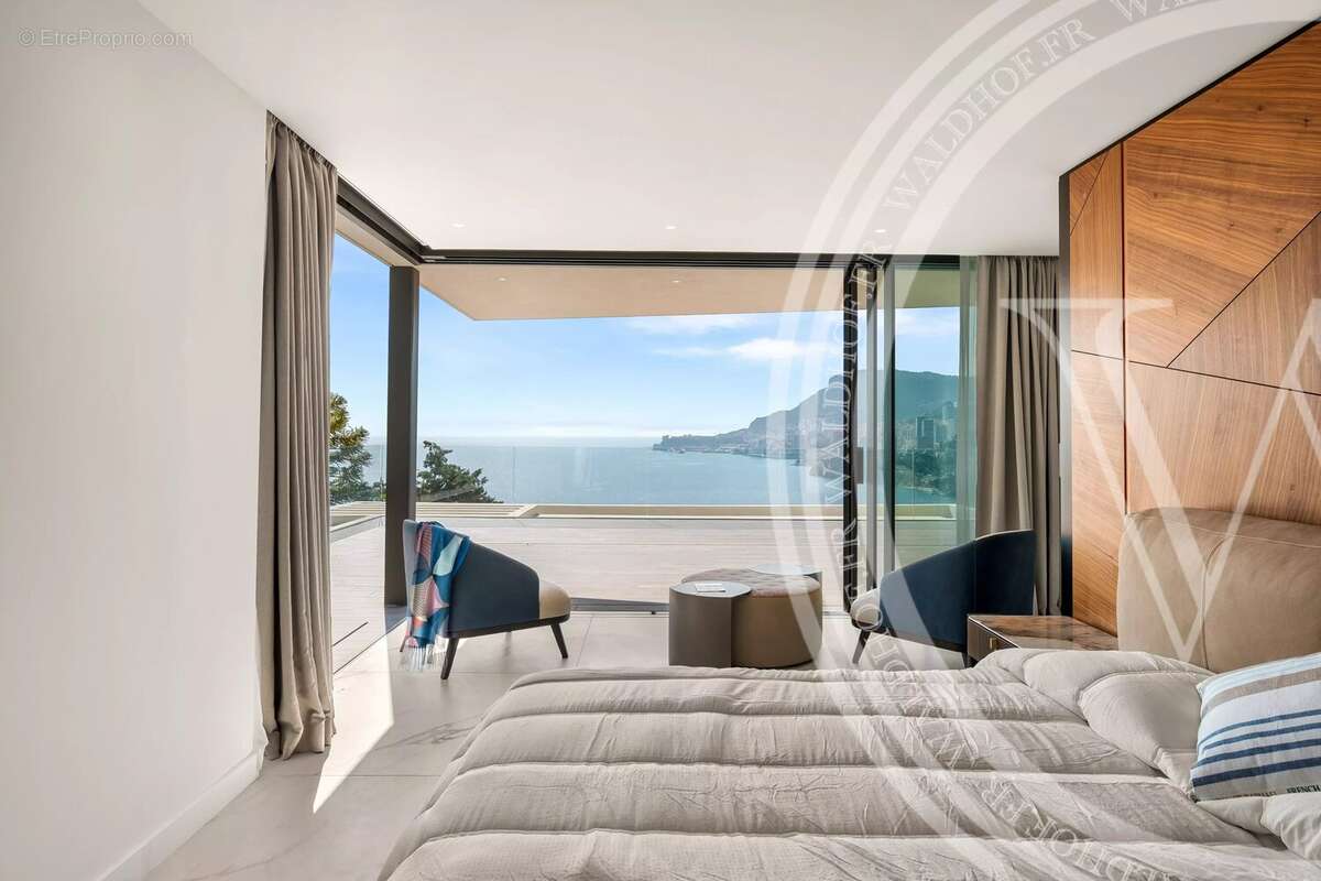 Maison à ROQUEBRUNE-CAP-MARTIN