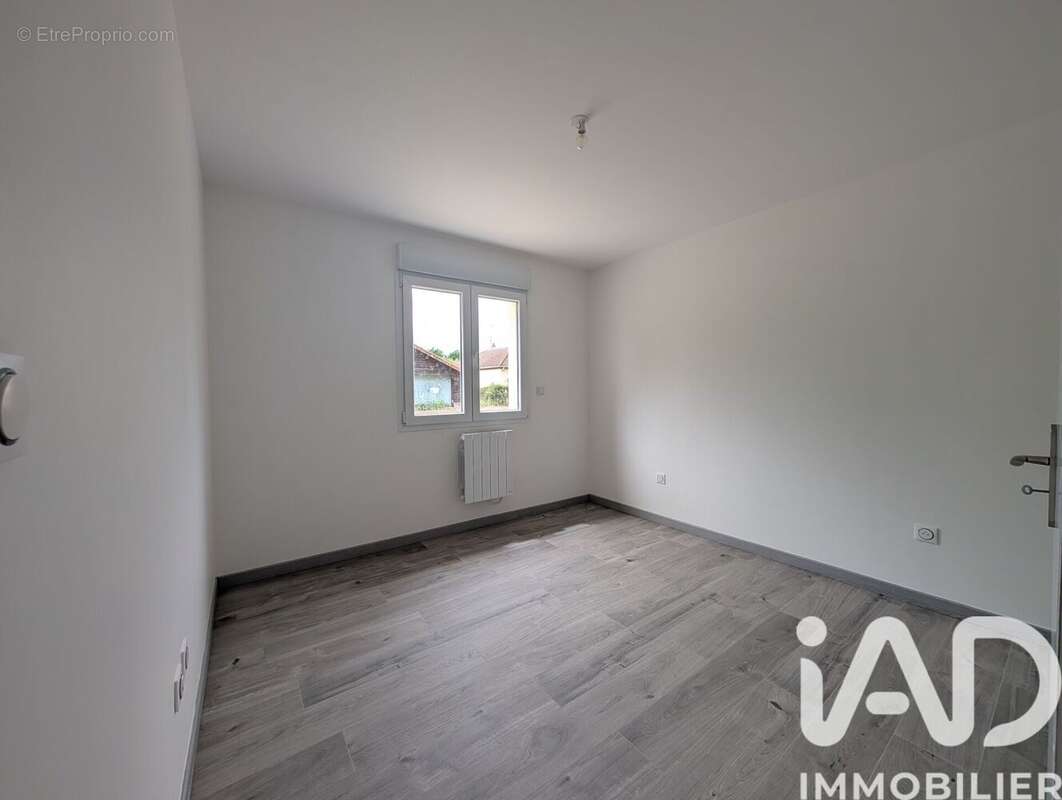 Photo 8 - Maison à LA MEYZE
