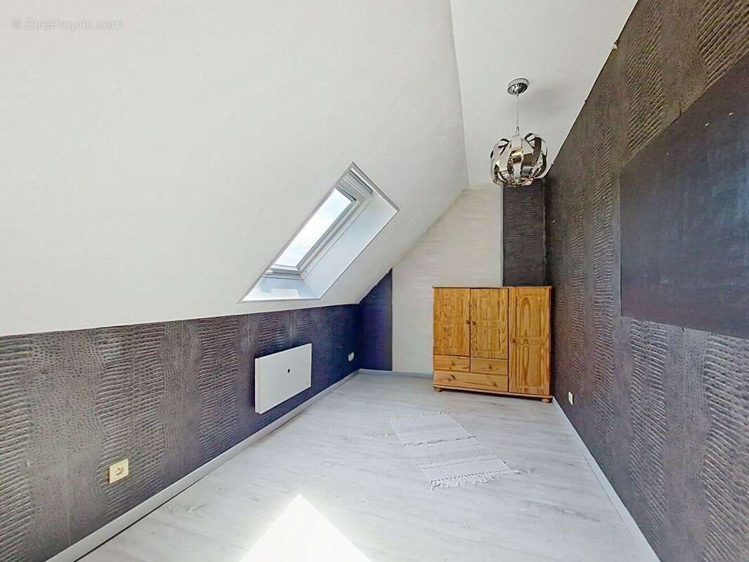 MAISON CHARS - 6 pièce(s) - 90 m2 - photo 8