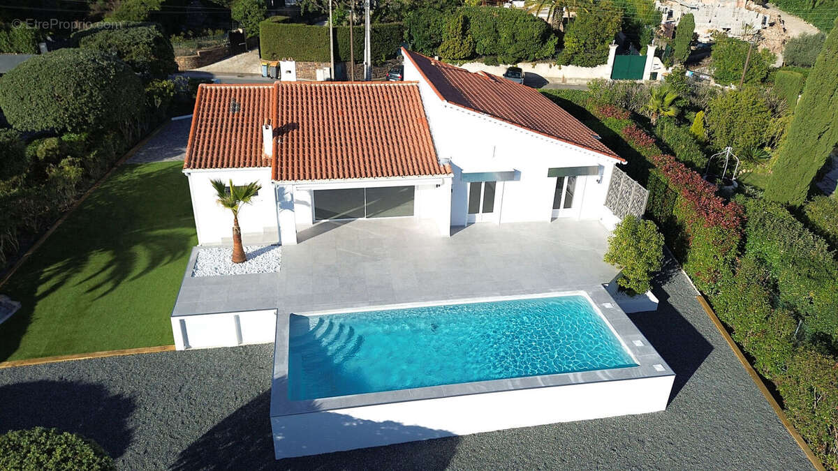 Maison à SAINT-RAPHAEL