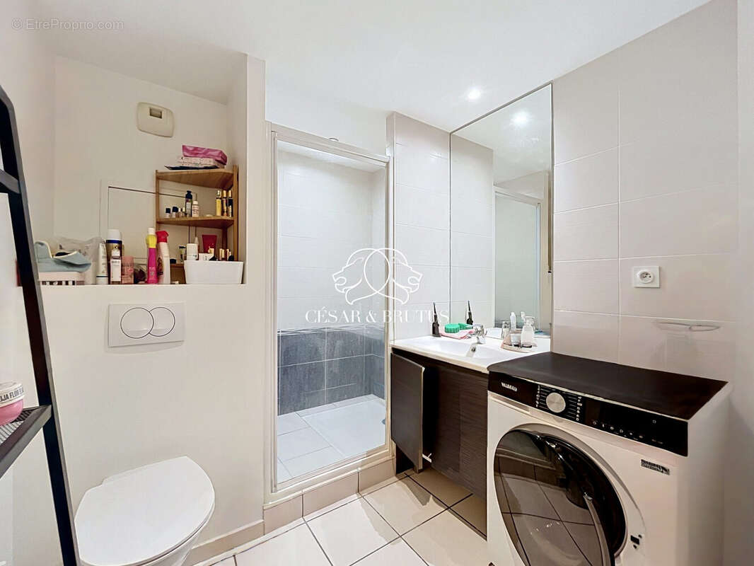 Appartement à LYON-8E