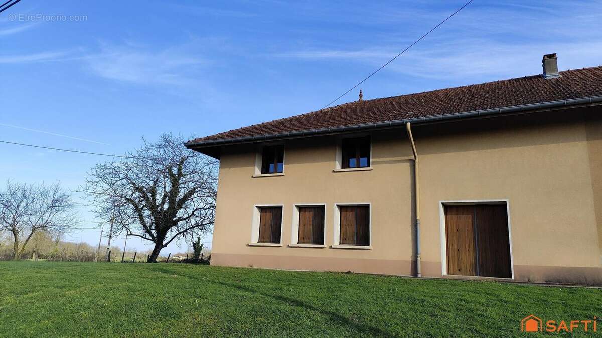 Maison 244 m² à Lescheroux  - photo 2