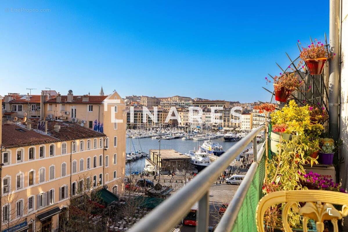Appartement à MARSEILLE-1E