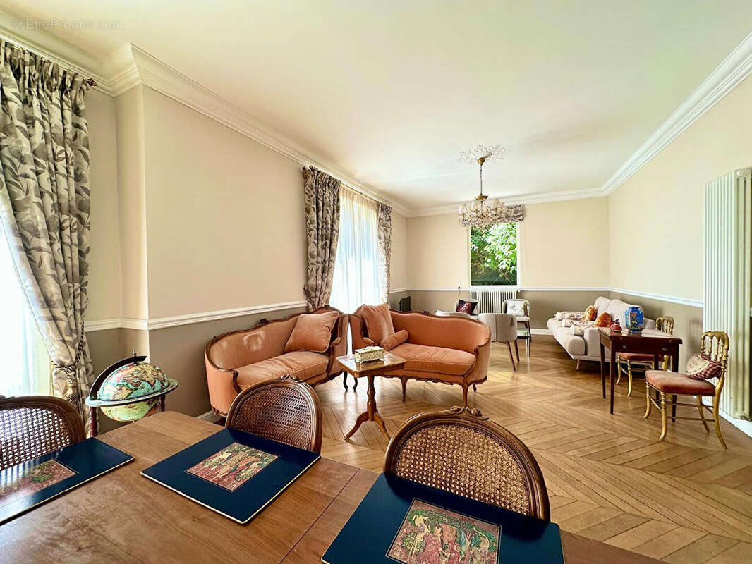 Maison à MAISONS-LAFFITTE