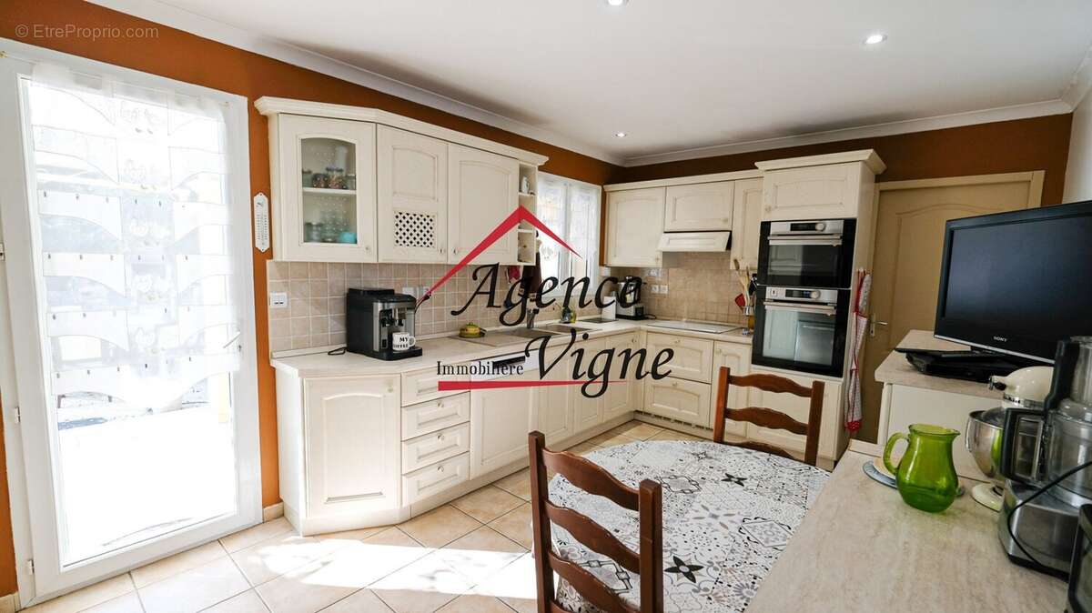 Maison à ROBIAC-ROCHESSADOULE