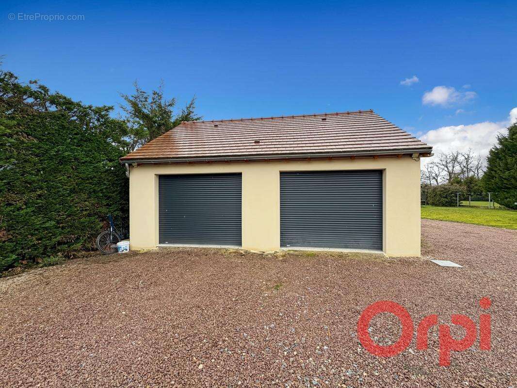 Maison à COSNE-D'ALLIER