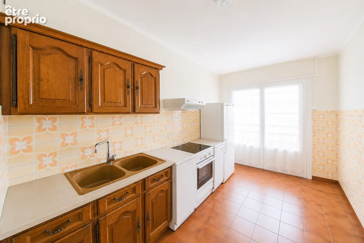 BASTIA - 81m² - Terrasses vue mer- place de parking. - photo 6