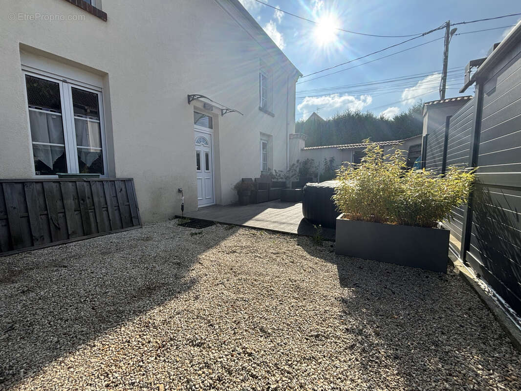 Maison à QUINCY-VOISINS