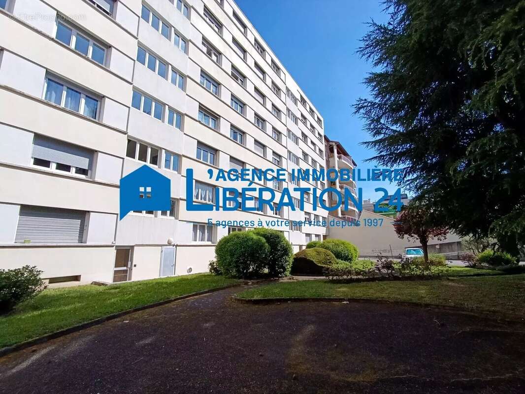 Appartement à SAINT-ETIENNE