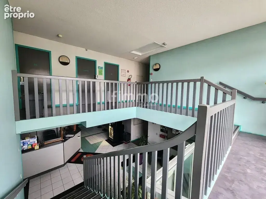 Murs et fonds – Hôtel 35 chambres - photo 7