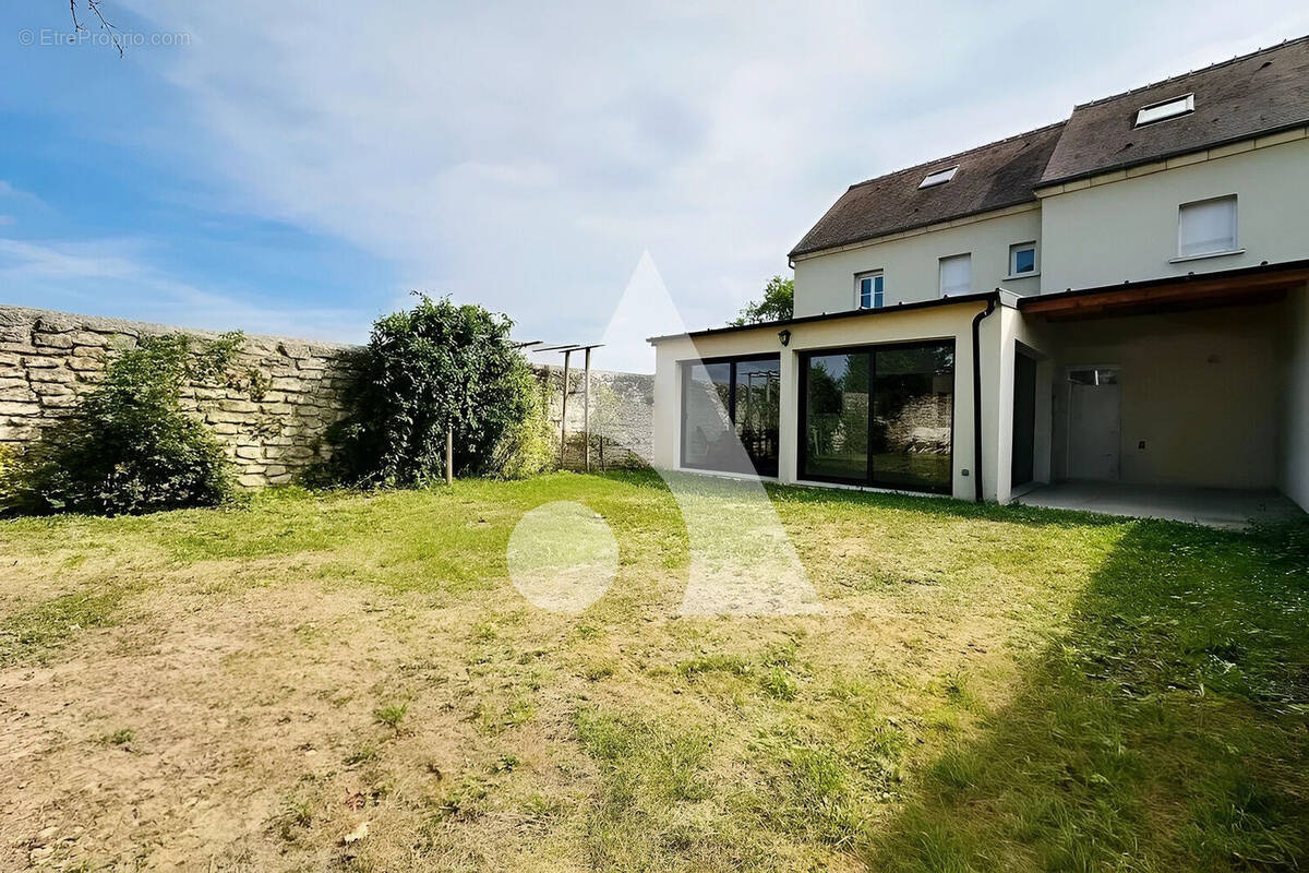 Maison à COURTEUIL