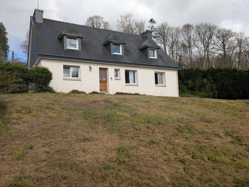Maison à KERNASCLEDEN