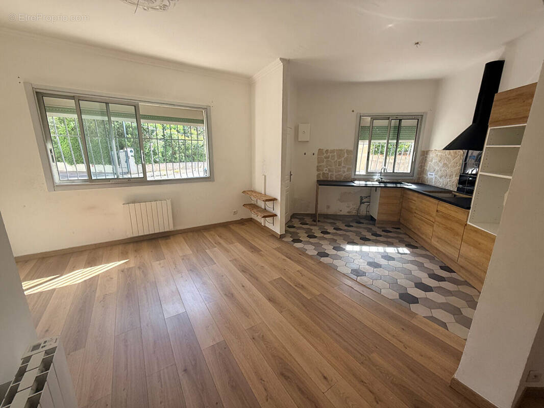 Appartement à MARSEILLE-12E