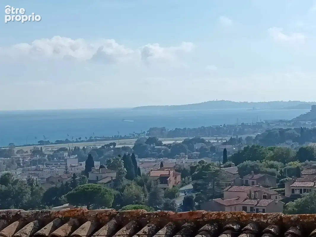 HAUT DE CAGNES, maison typique avec magnifique vue mer - photo 10