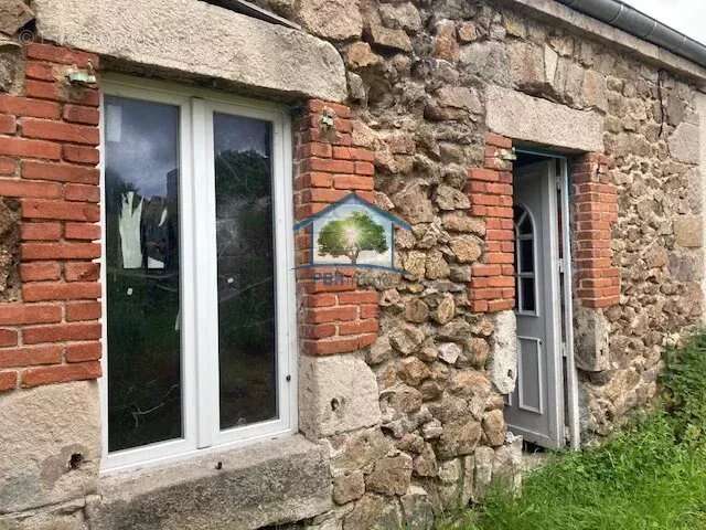 Appartement à DUNIERES