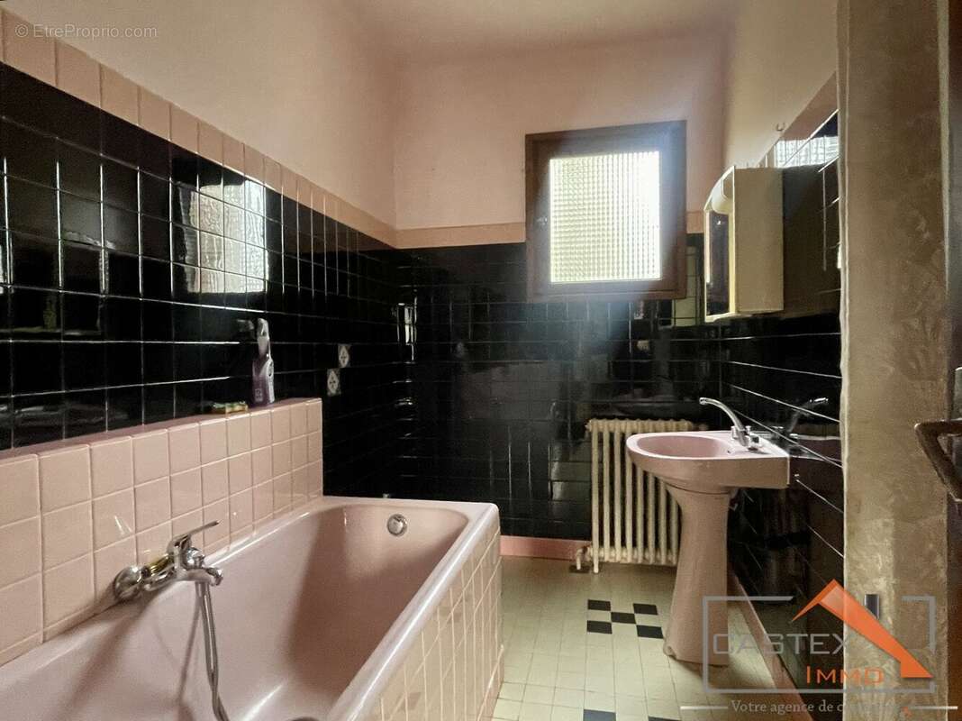 Appartement à MANE