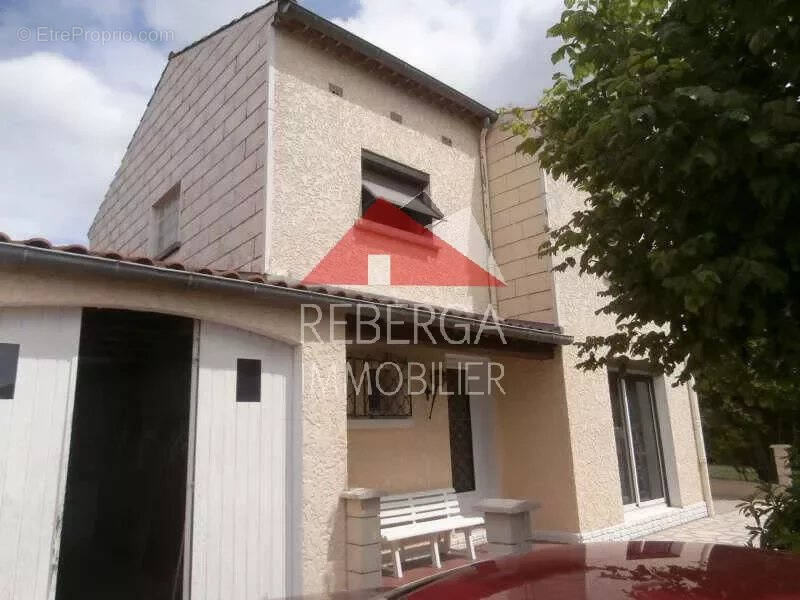 Maison à PONT-DE-LARN