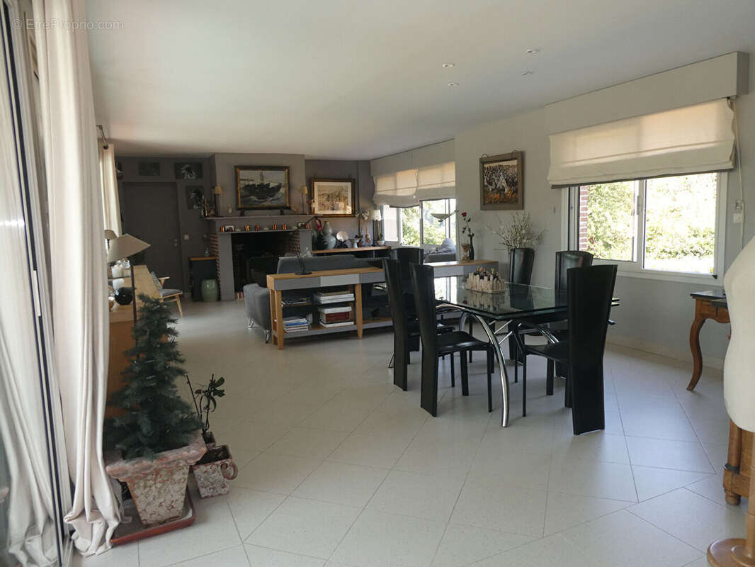Maison Honfleur, 5 ch dont 2 au rdc, 14286 m², piscine intérieure chauffée - photo 11